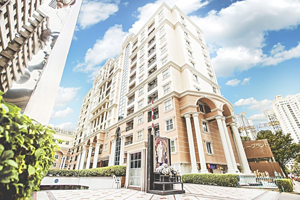 Hope Land Hotel Sukhumvit 24 1