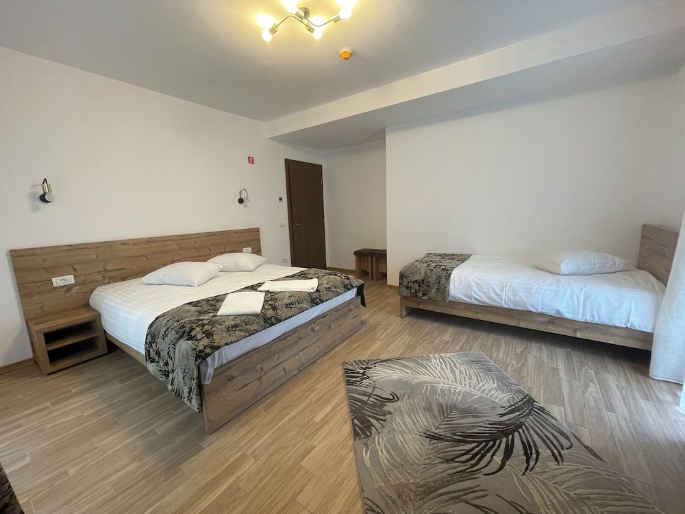 Club Vila Bran 2