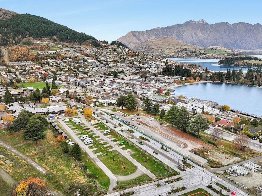 Hampshire Holiday Parks - Queenstown Lakeview 1