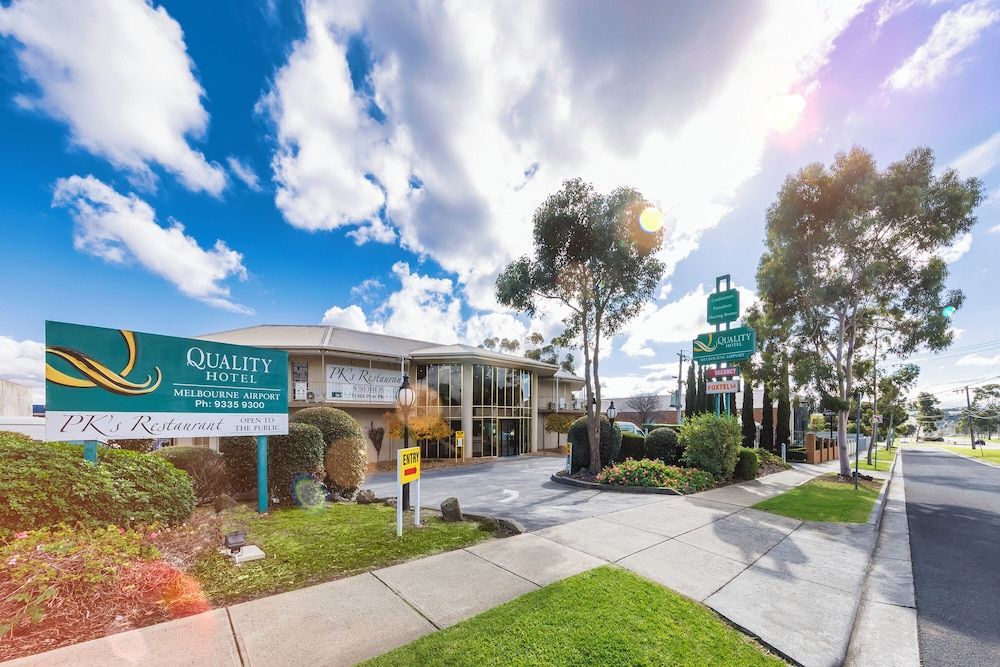Quality Hotel Melbourne Airport 1