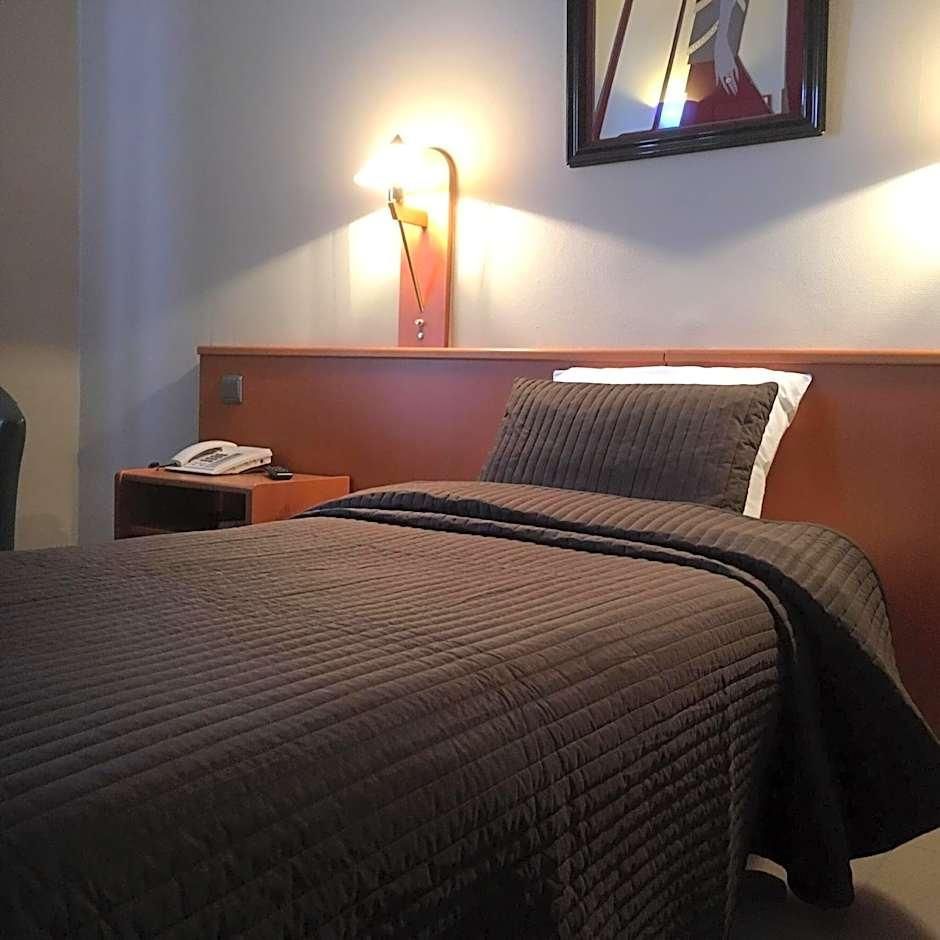 Hotel The New Fox 1