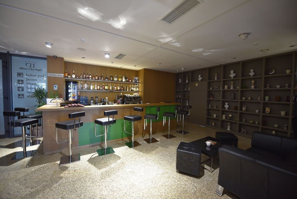 Best Western Plus Olives City Hotel - Free Pool & Parking 2