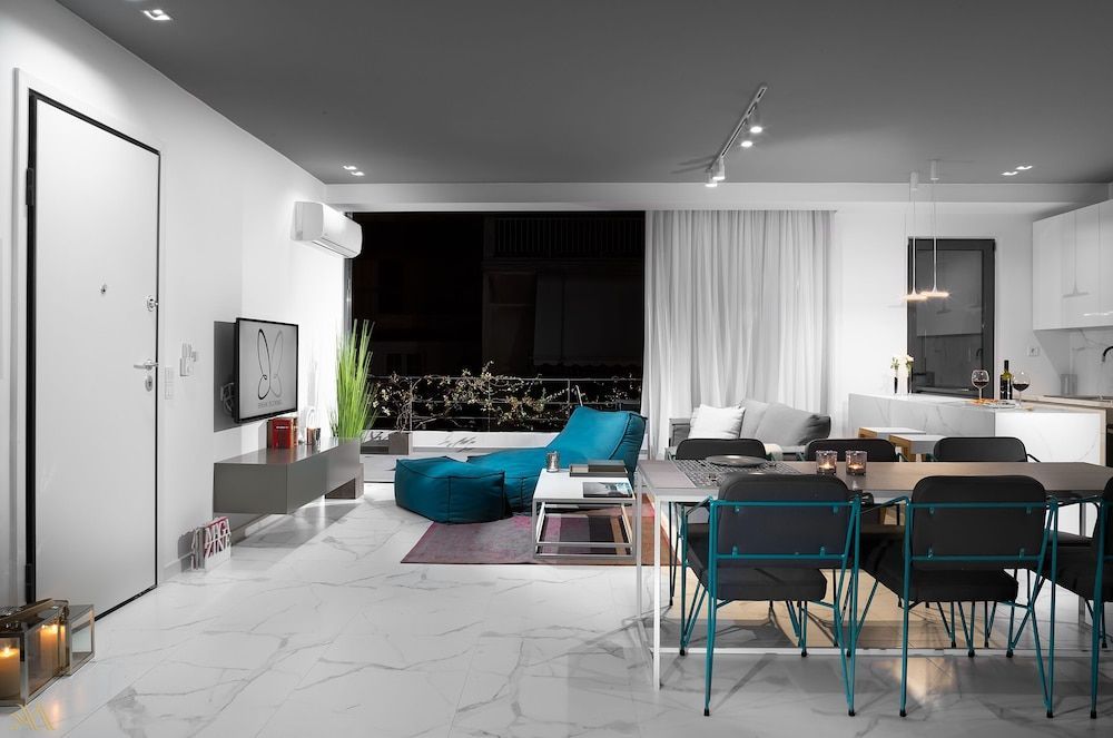 Elysium Boutique Central 1