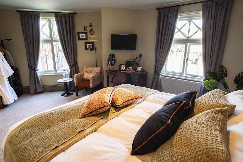 Kings Arms Hotel 2