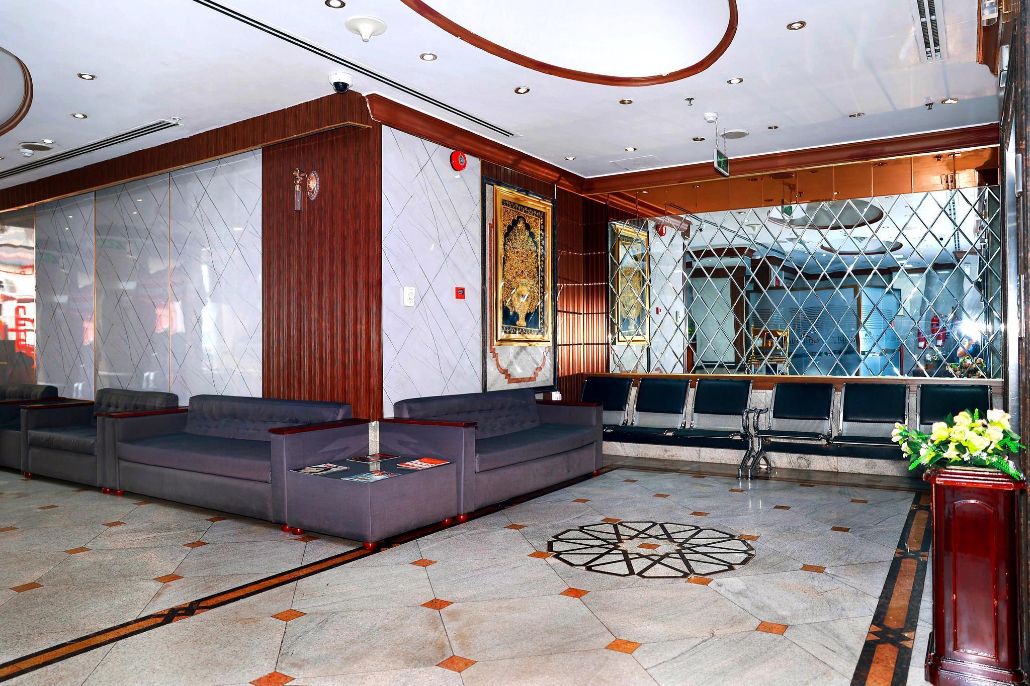 Dolphin hotel Apartments Dubai 1