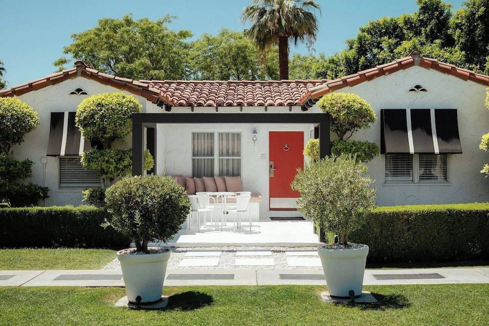 Avalon Hotel & Bungalows Palm Springs, a Member of Design Hotels 1