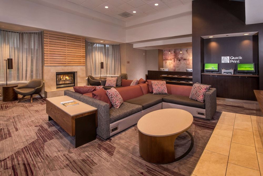 Sonesta Select Arlington Rosslyn 1