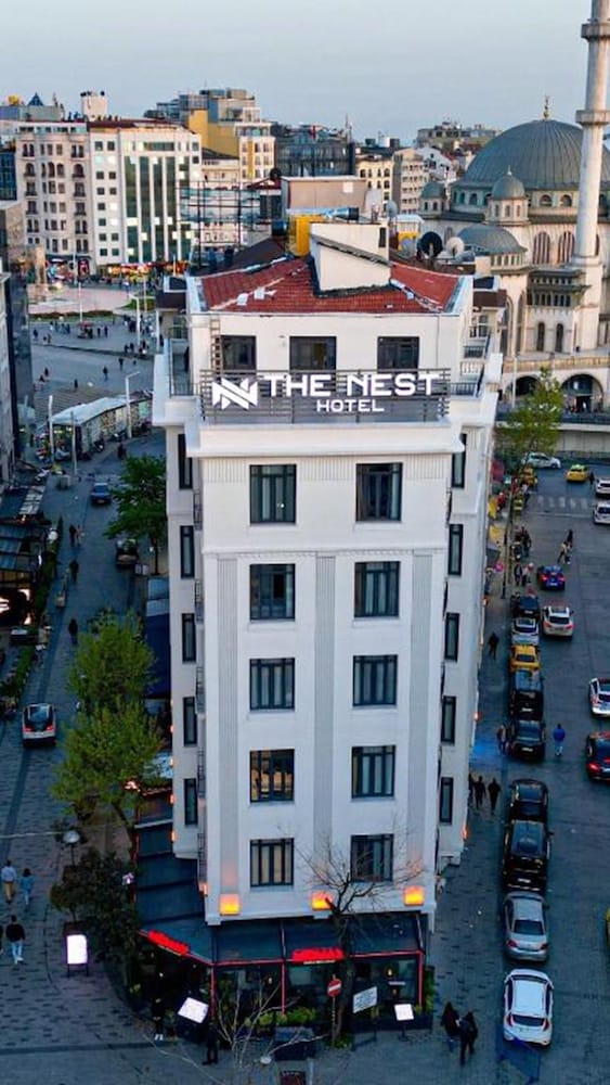 THE NEST HOTEL 1