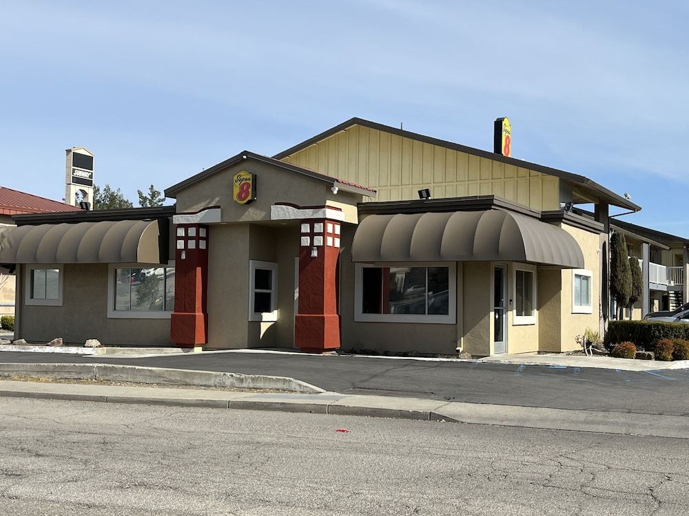 Super 8 by Wyndham Red Bluff 1