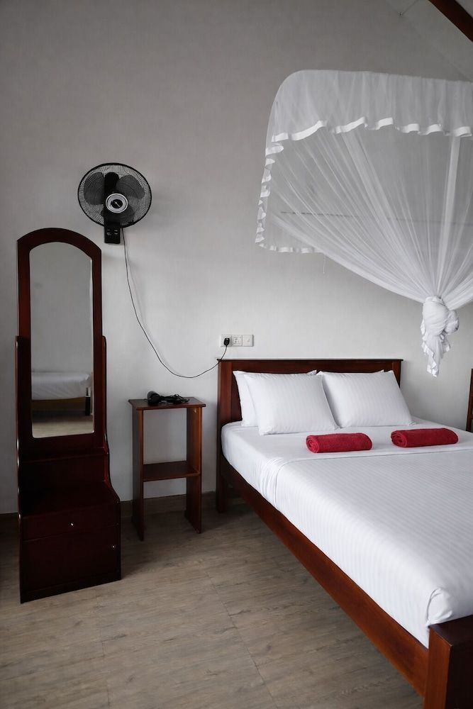 Amado Homestay Ella 1