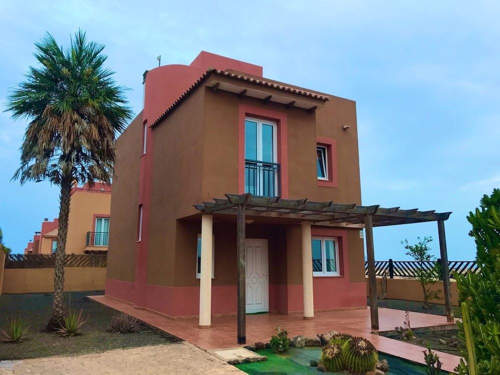 Relaxing and Welcoming Villa, Corralejo, Canaries 1