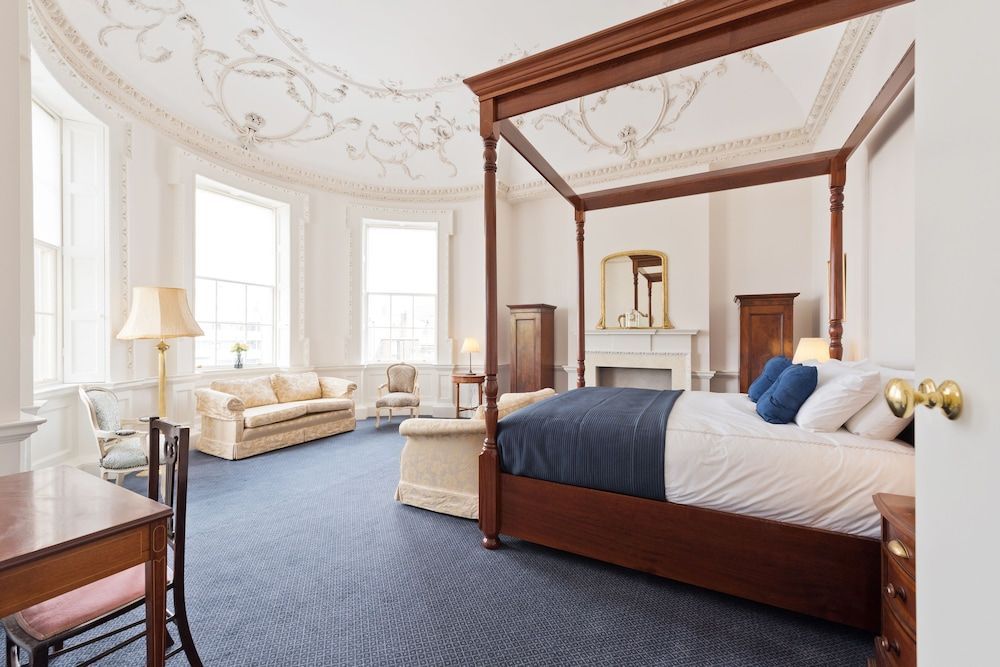 Henrietta Suites City Centre 1