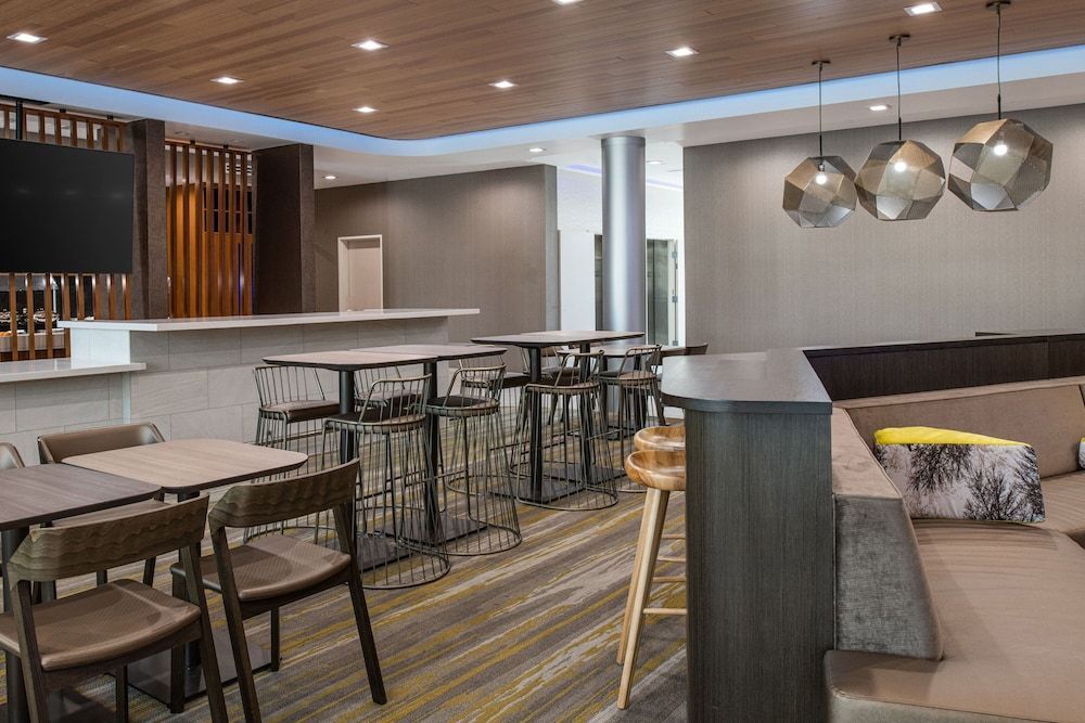 SpringHill Suites by Marriott Riverside Redlands 2