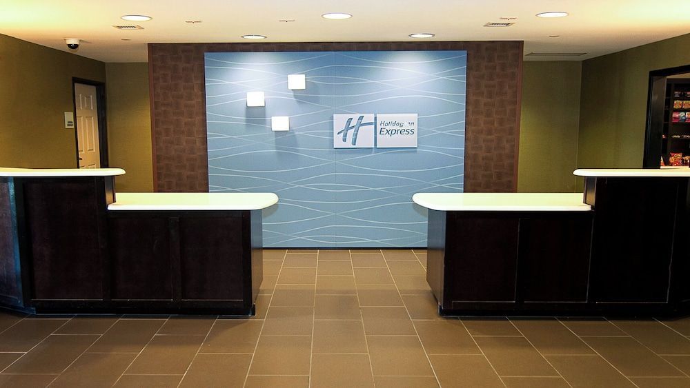 Holiday Inn Express & Suites WICHITA NORTHEAST by IHG 2