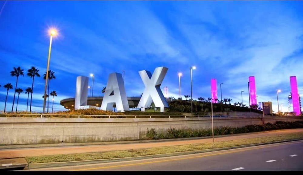 LAX guest house 1