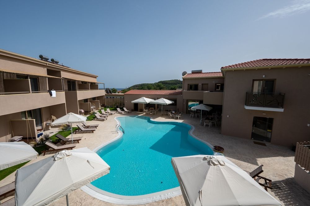Scarabeo Suites & Villas Parga 1
