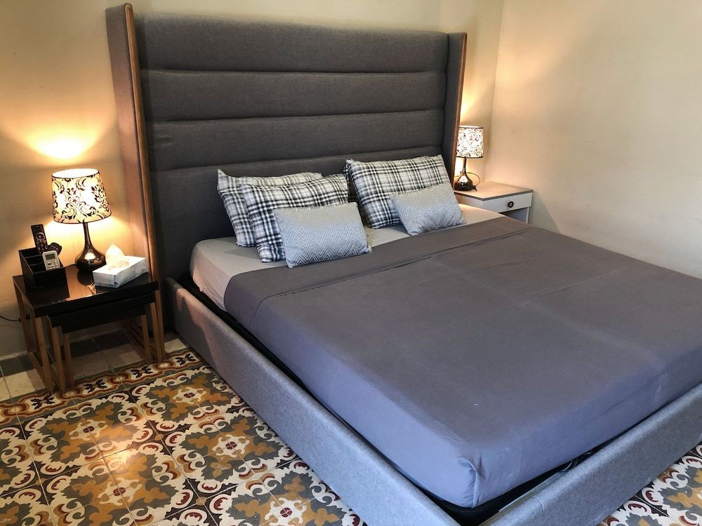 Lee's House Bed & Breakfast Sliema 1