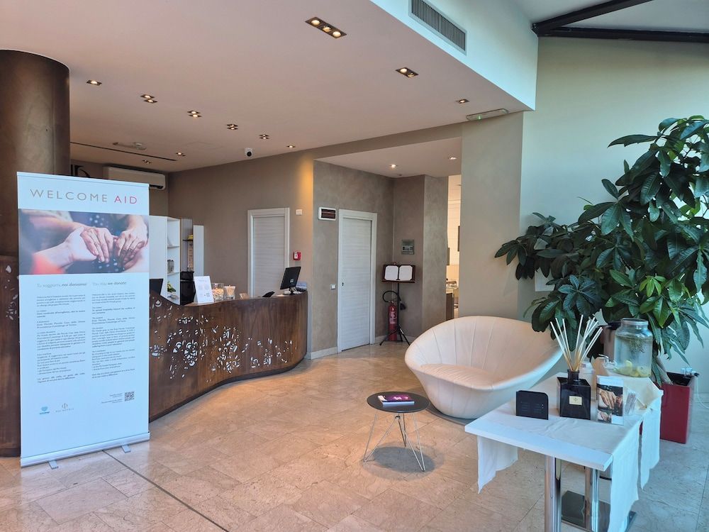 Phi Hotel Milano 2