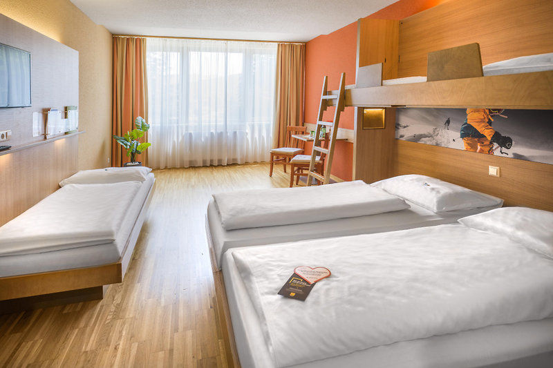 JUFA Hotel Altenmarkt-Zauchensee 2