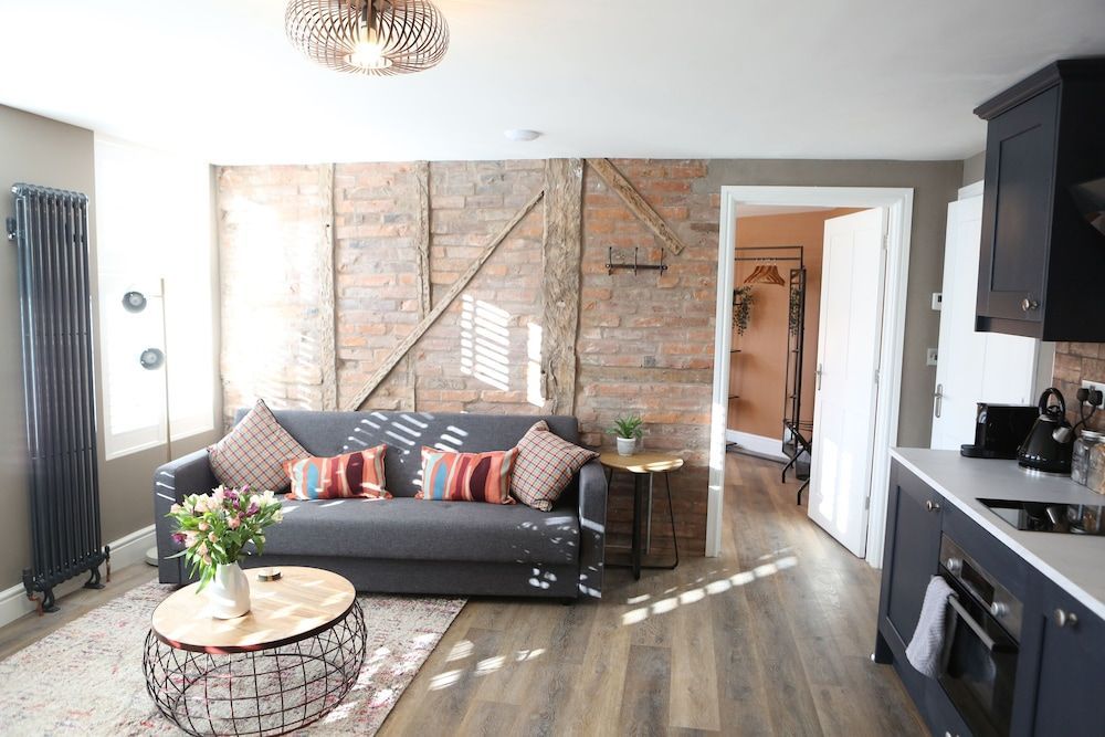 no.12 self check-in apartments 1