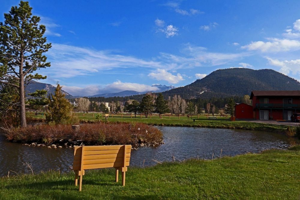 Discovery Lodge 1