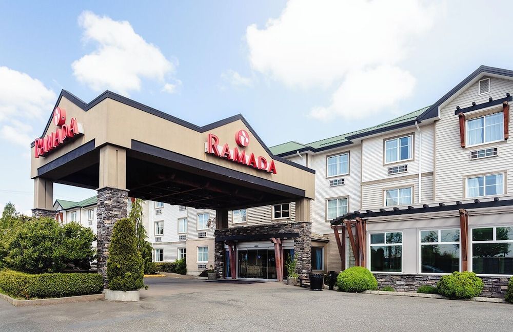 Ramada by Wyndham Surrey/Langley 1