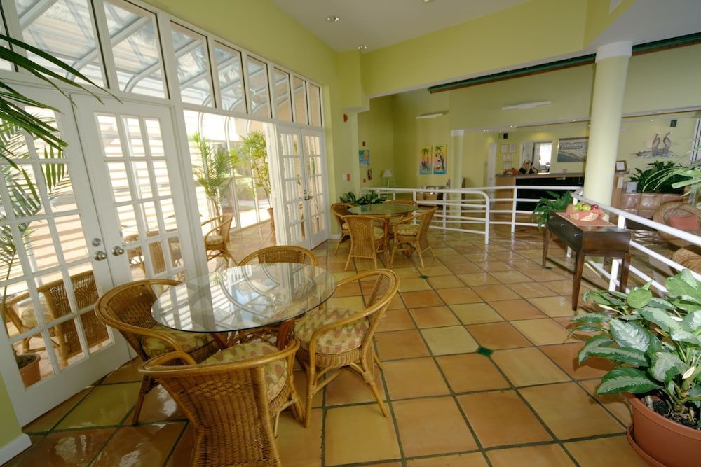 Jupiter Waterfront Inn 2