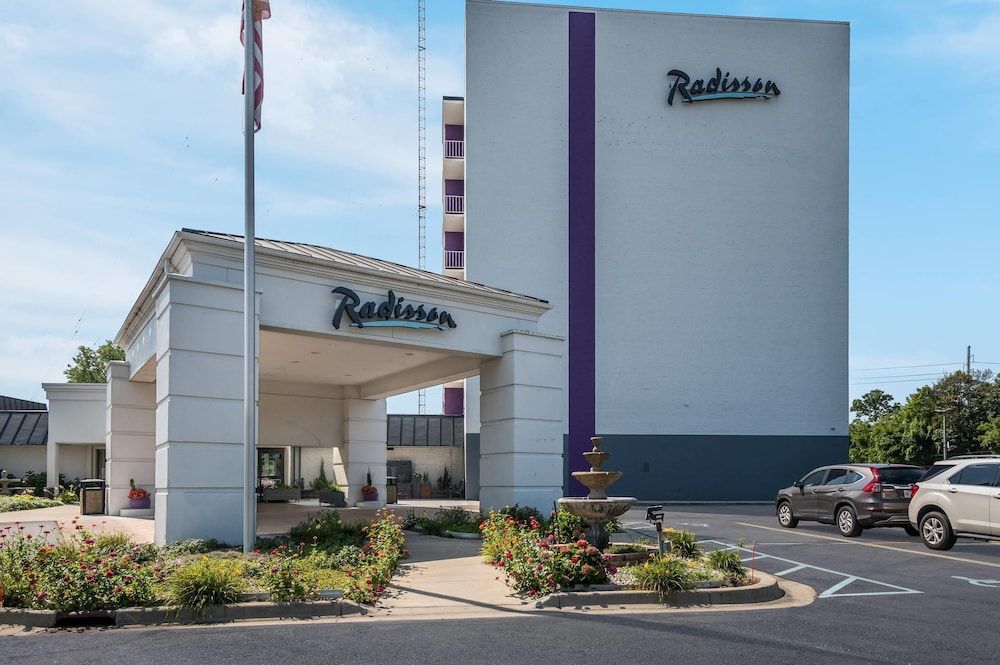 Radisson Hotel Grand Rapids Riverfront 1
