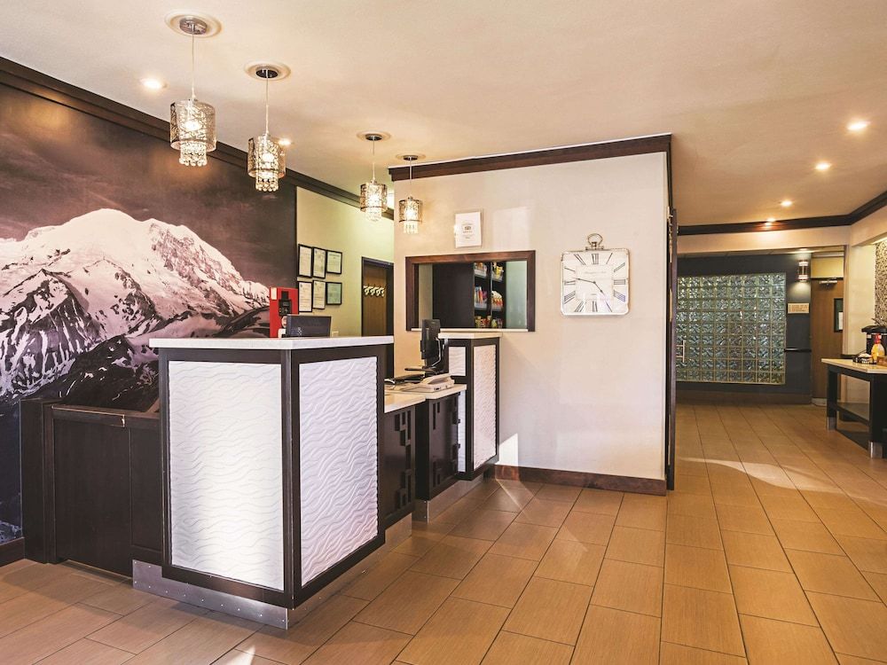 La Quinta Inn by Wyndham Olympia - Lacey 2