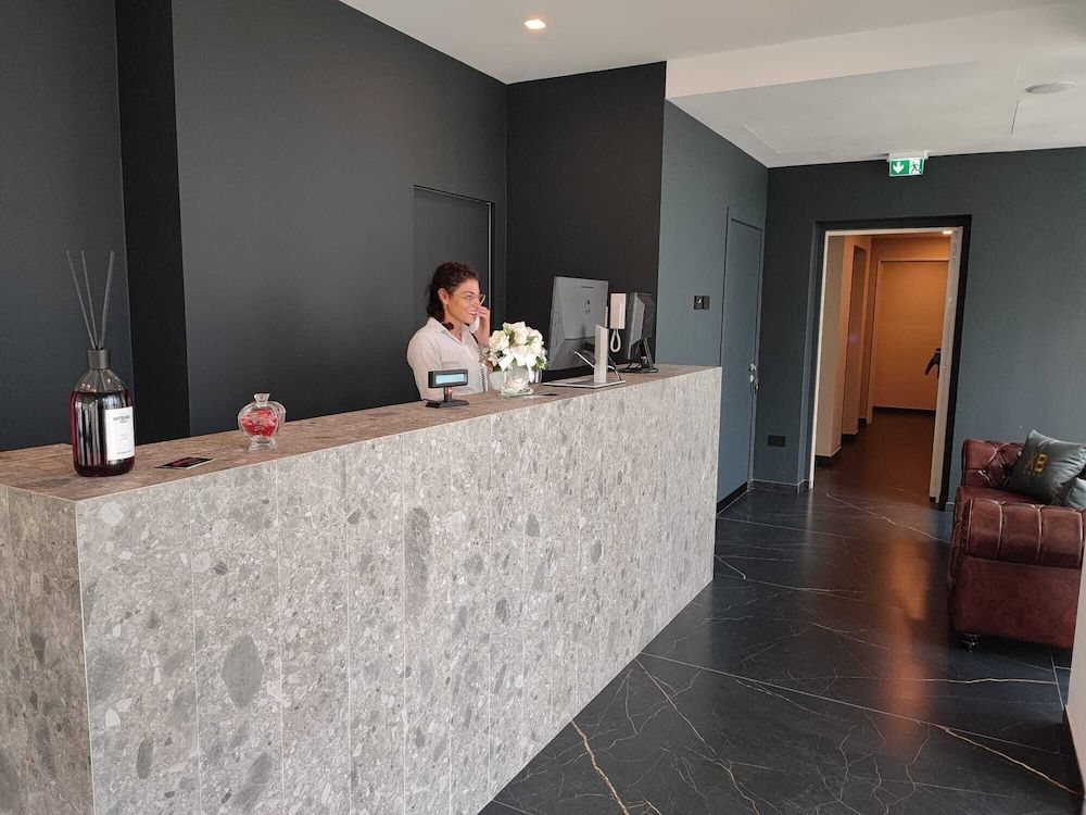 Hotel XBusiness 2
