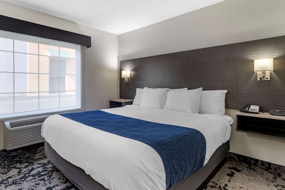 Best Western Allatoona Inn & Suites 1