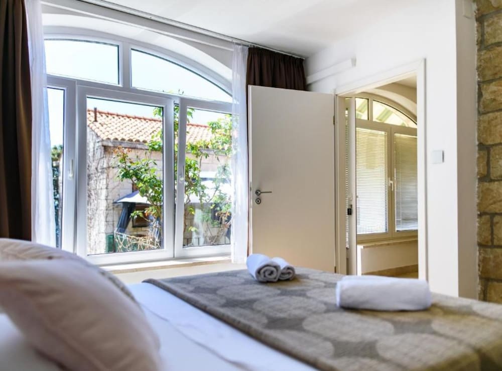 Apartments Luce & Toma 2