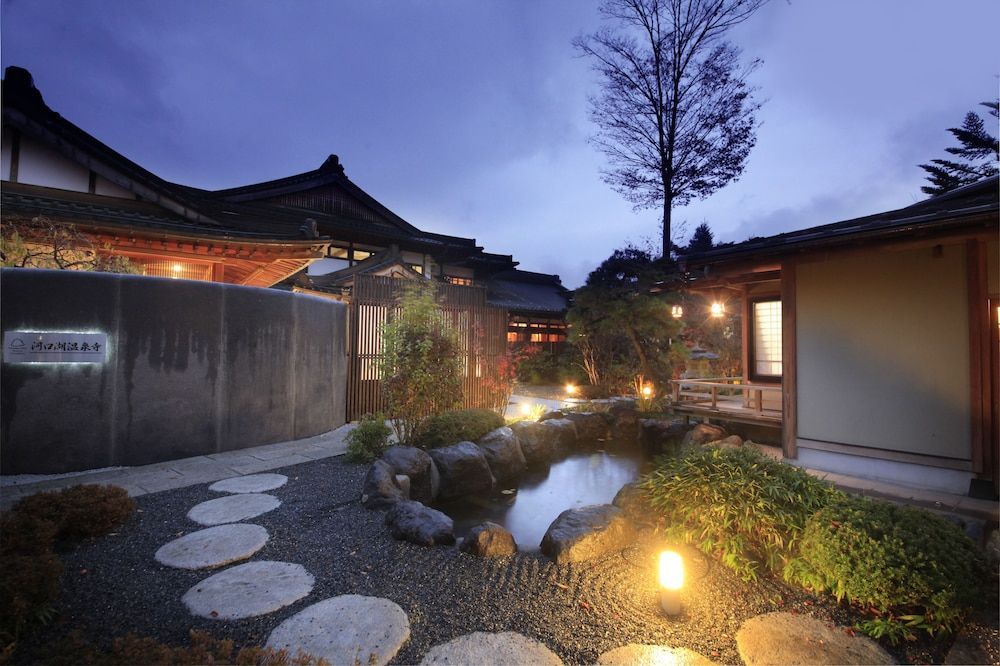 Fuji Onsenji Yumedono 1