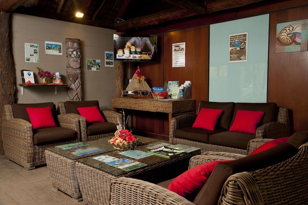 Oure Lodge Beach Resort 2