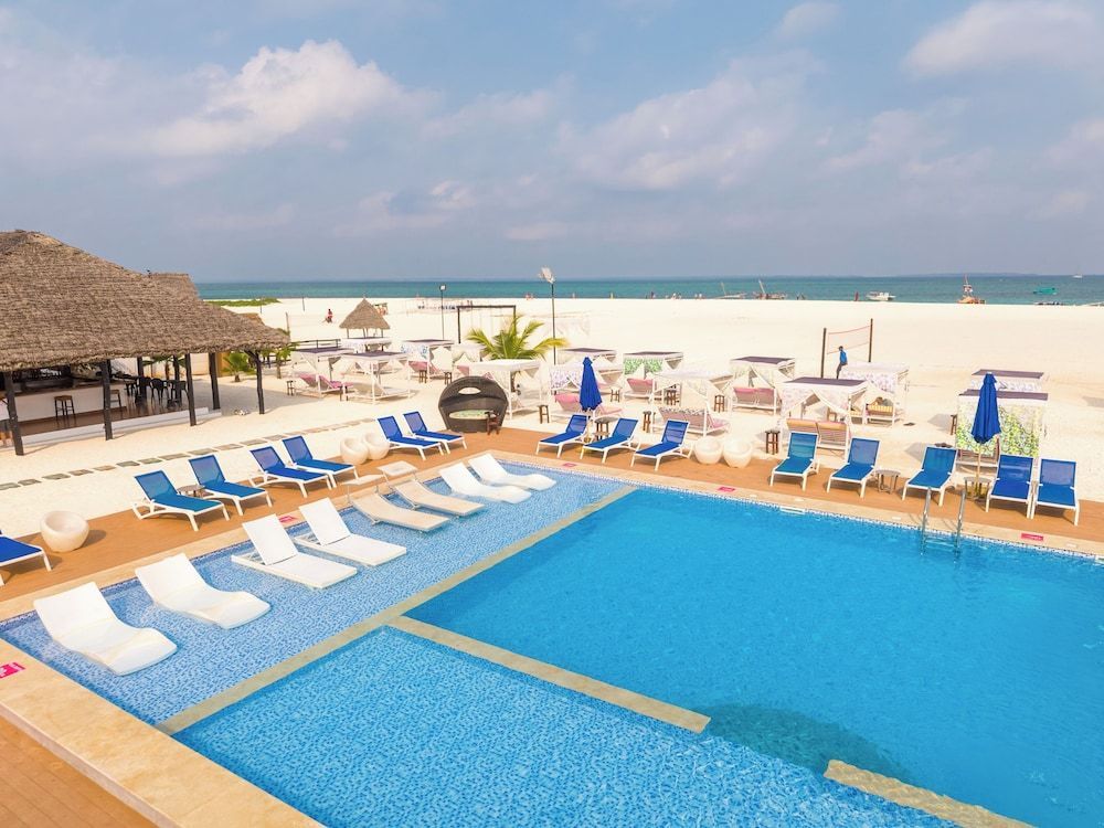 Canary Kendwa Beach Resort 1