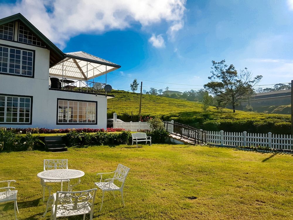 The Tea Garden - Complimentary Breakfast, Near Lake Gregory 1
