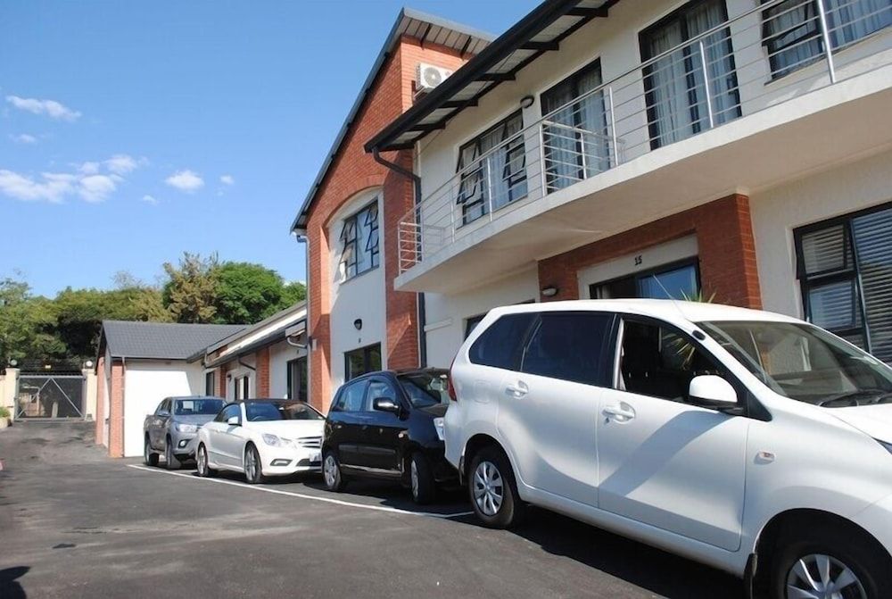 86 Edison Self Catering 1