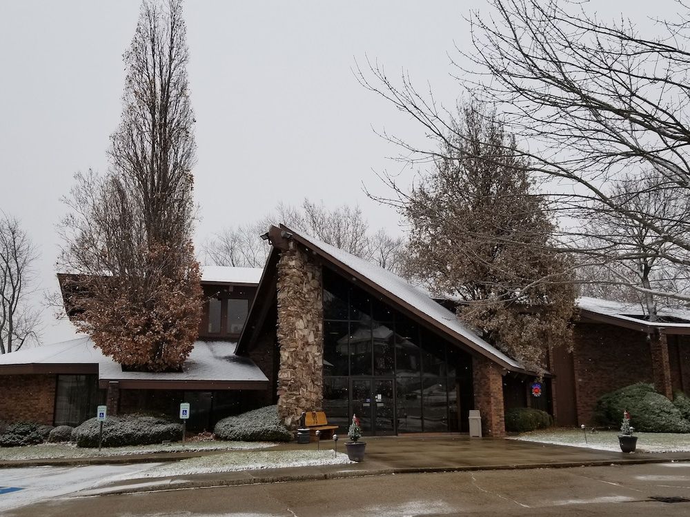 RiverBank Lodge 1