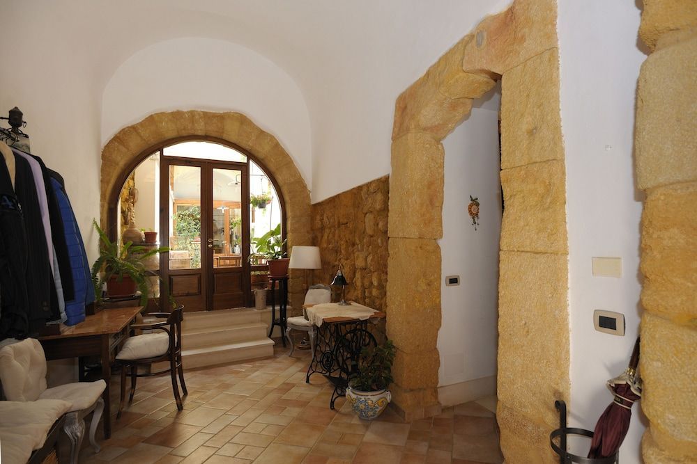 Arco Ubriaco 1