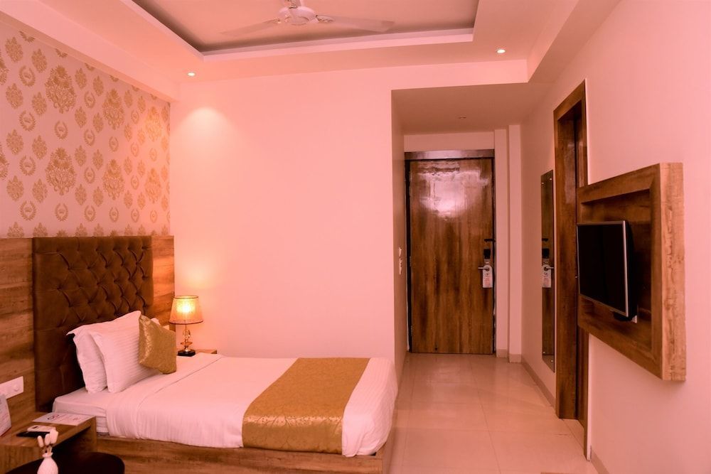 The Vegas By De Pavilion, Delhi Airport 2