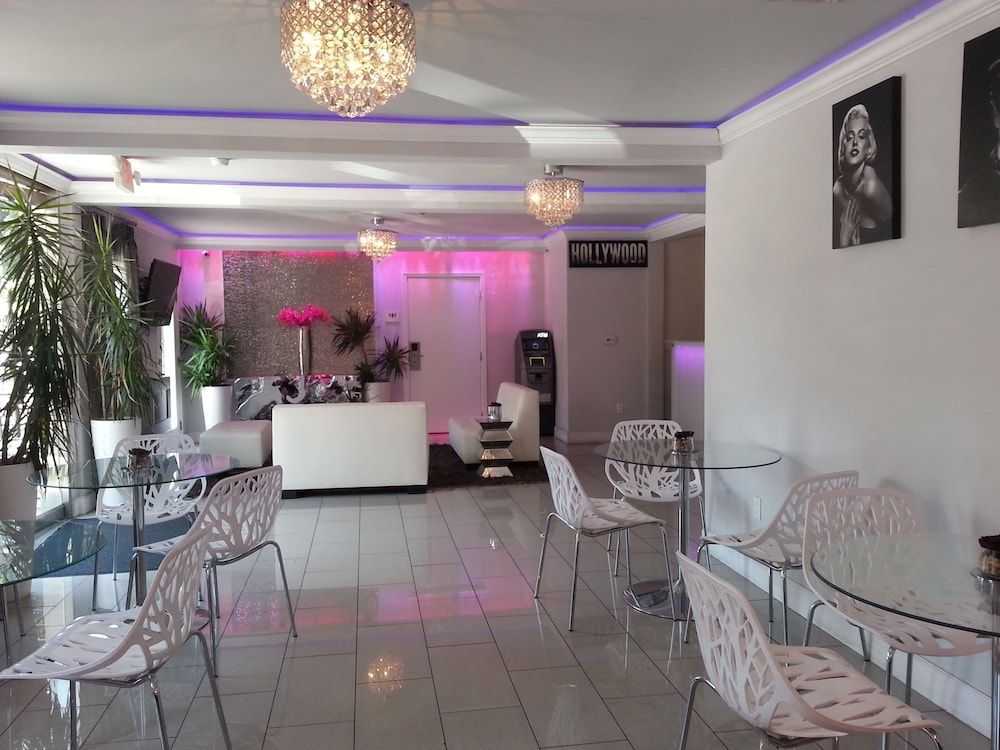 Hollywood VIP Hotel 1