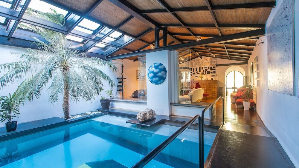 Rental in Rome Riari Garden 1