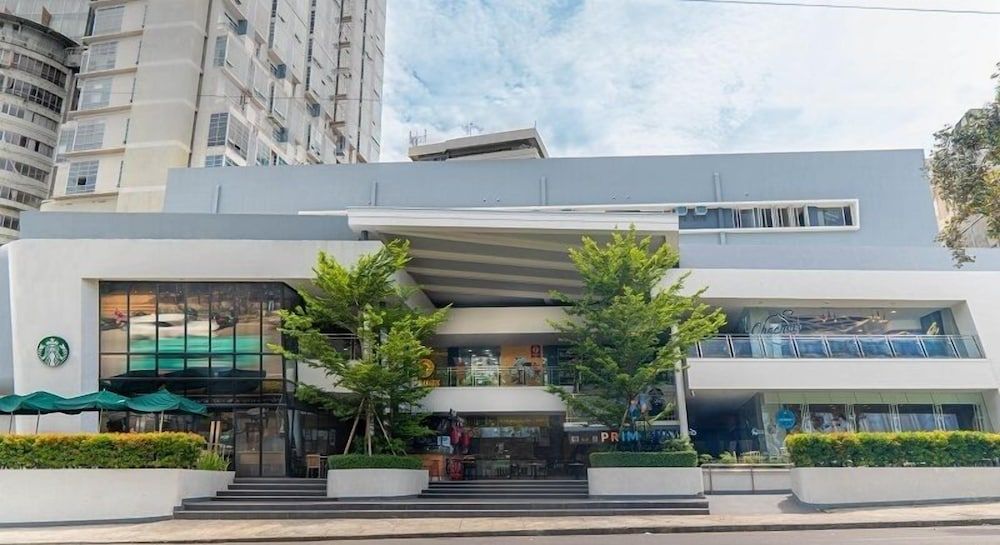 Primeway Suites Cebu 1