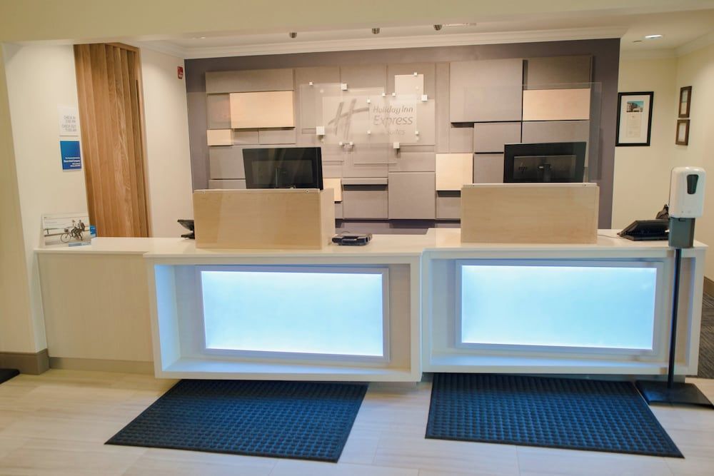 Holiday Inn Express & Suites WINONA by IHG 1