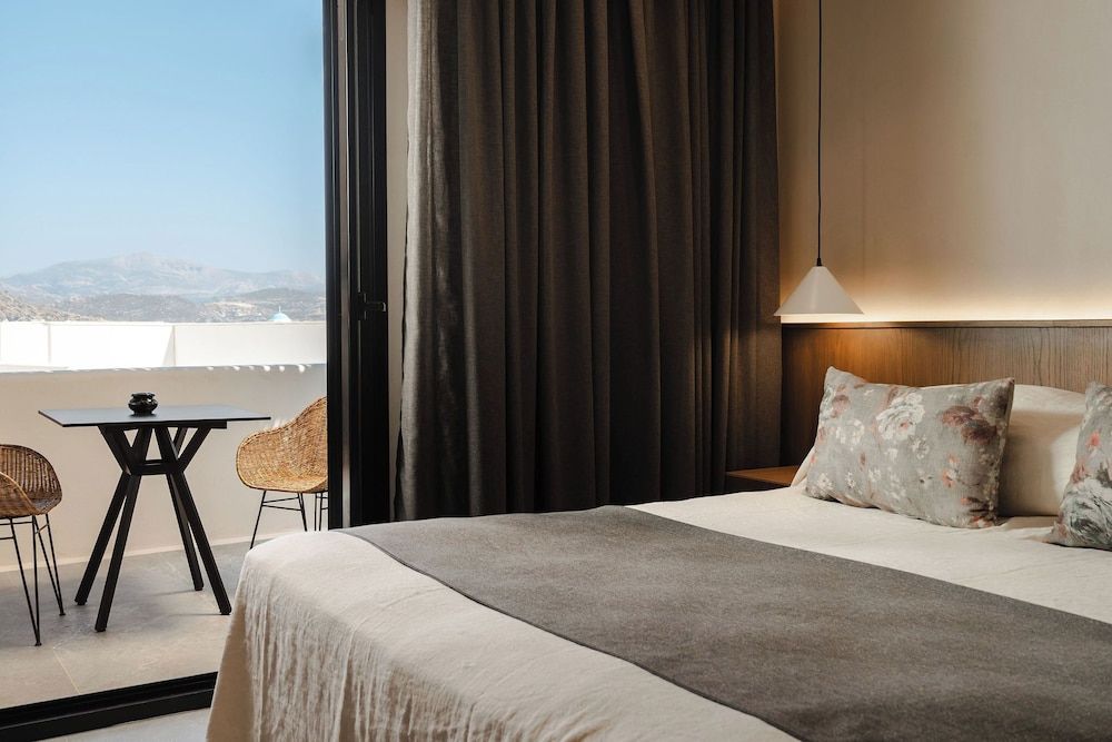 Emery Suites 1