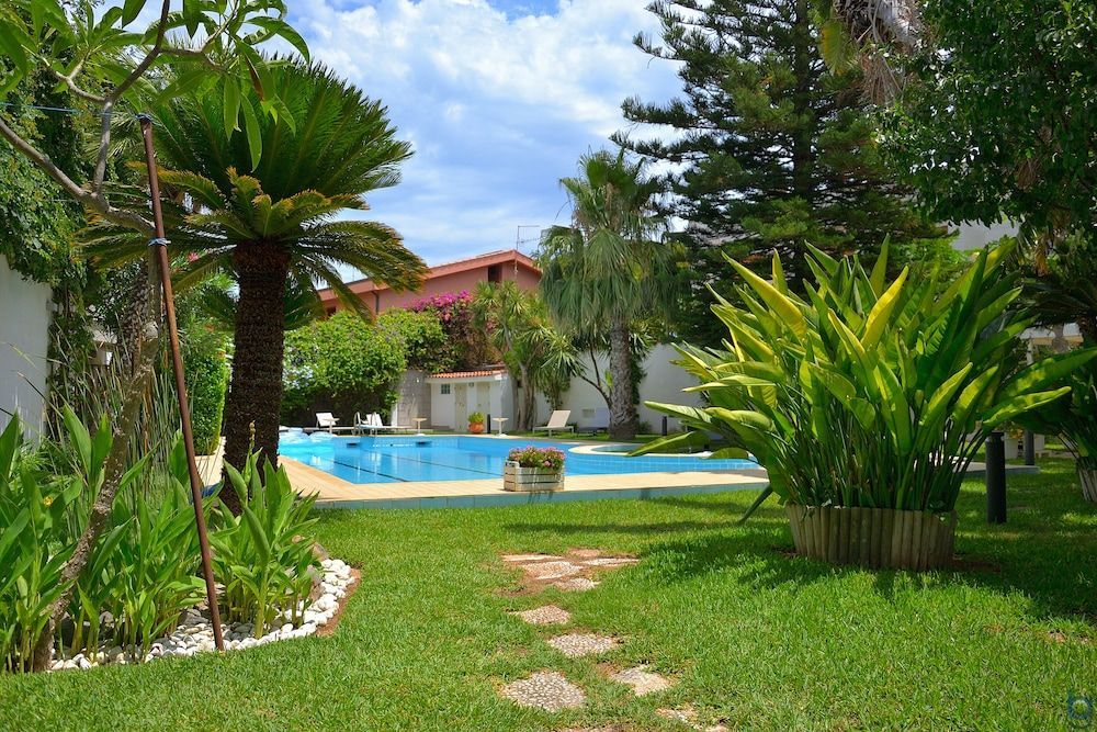 B&b Mondello Resort 1