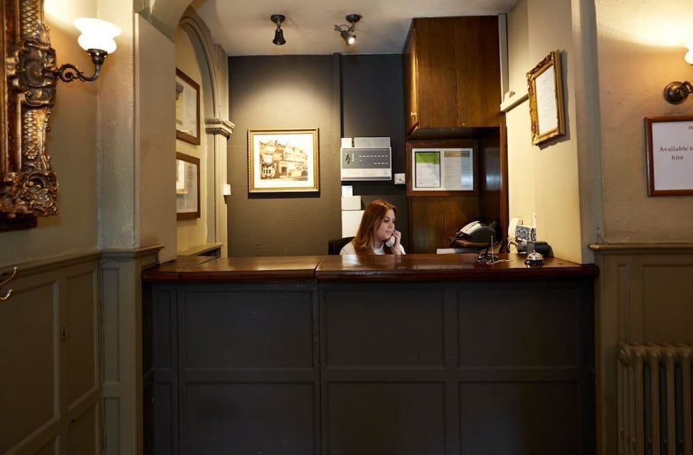 Cromwell Lodge Hotel by Greene King Inns 2