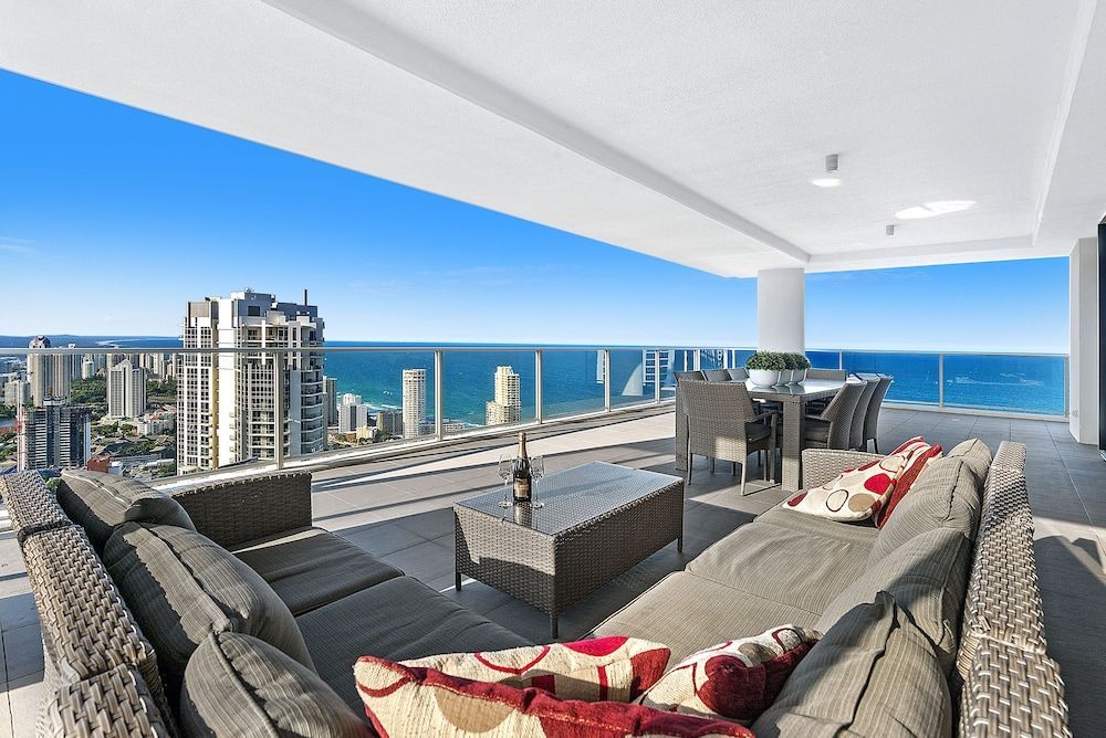 Circle On Cavill Surfers Paradise Apartments-Holiday Paradise 1