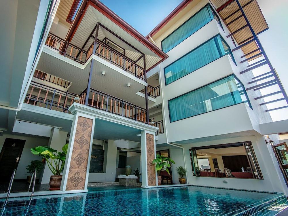 Goldenbell Hotel Chiangmai 1