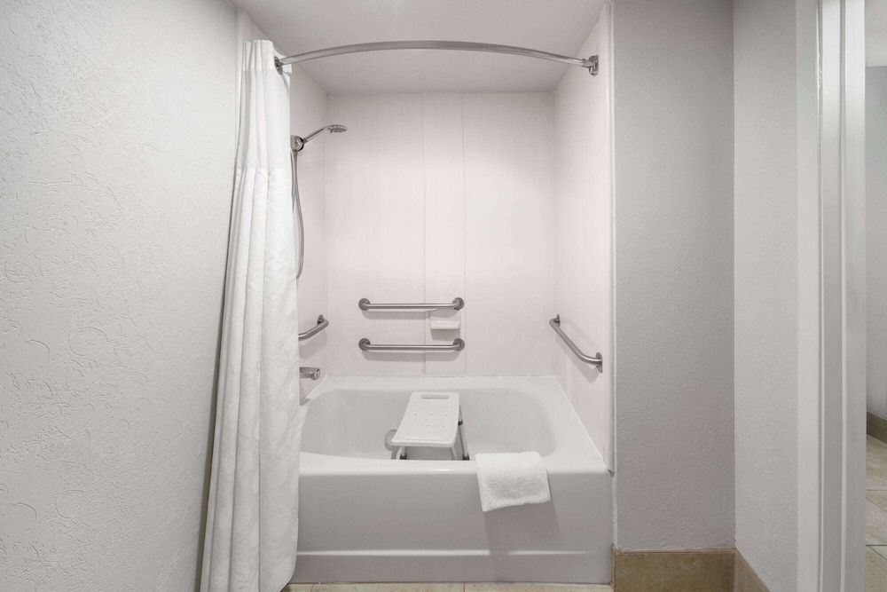 Ramada Limited San Angelo 1